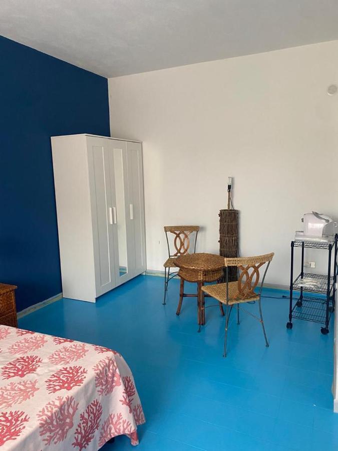 Le Stanze Del Mare Aparthotel Голфо Аранчи Екстериор снимка