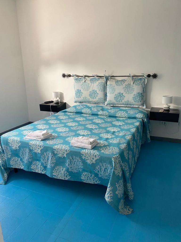 Le Stanze Del Mare Aparthotel Голфо Аранчи Екстериор снимка